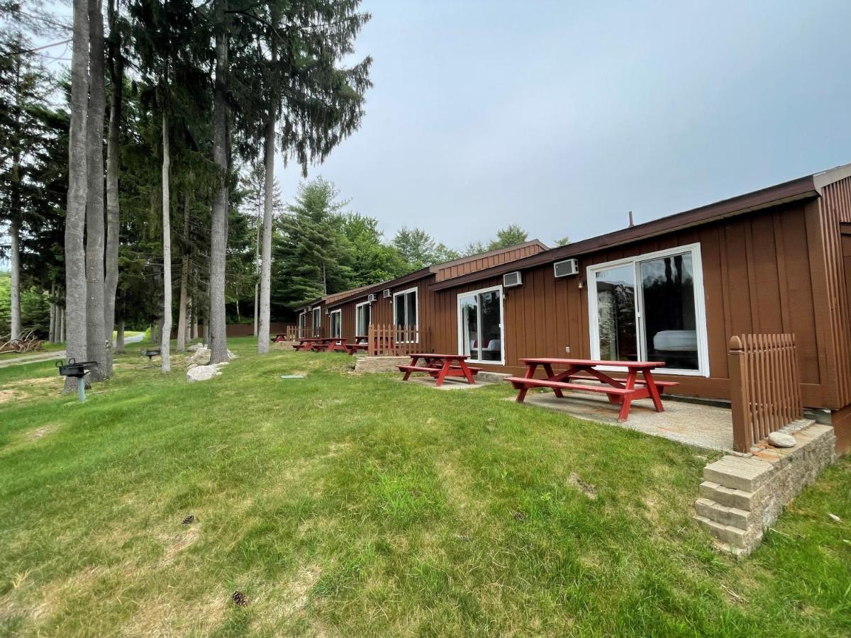Mohican Motel, Conveniently Located To George Attractions