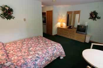 Hotel Mohican Motel, Conveniently Located To George Attractions 5*